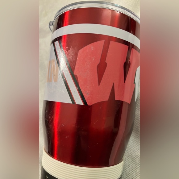 30oz  Ultra Tumbler Wisconsin - Picture 16 of 16